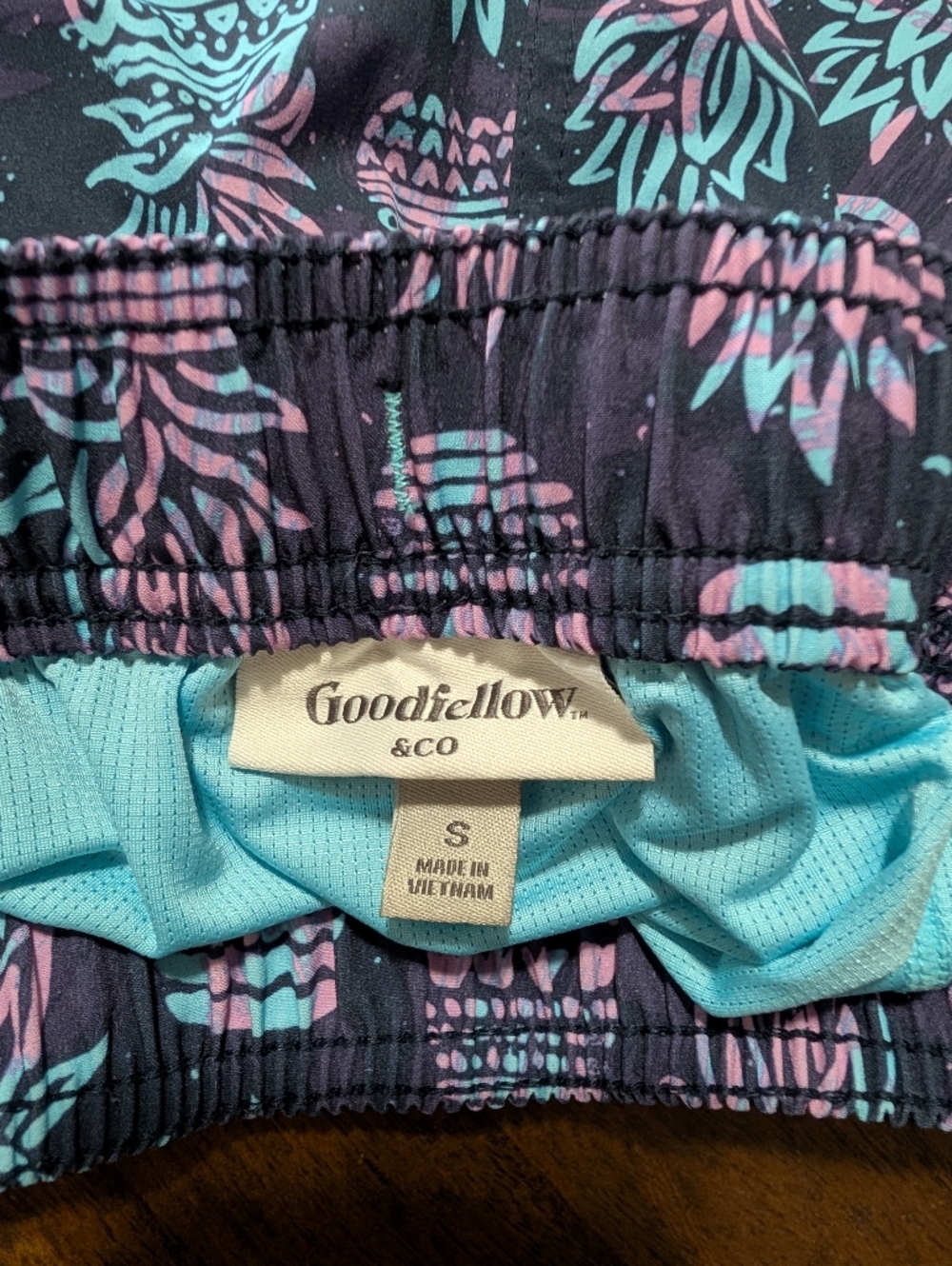 Goodfellow Men's Size Small Pineapple Swim Trunks with Boxer Brief Shorts Liner - Picture 7 of 8
